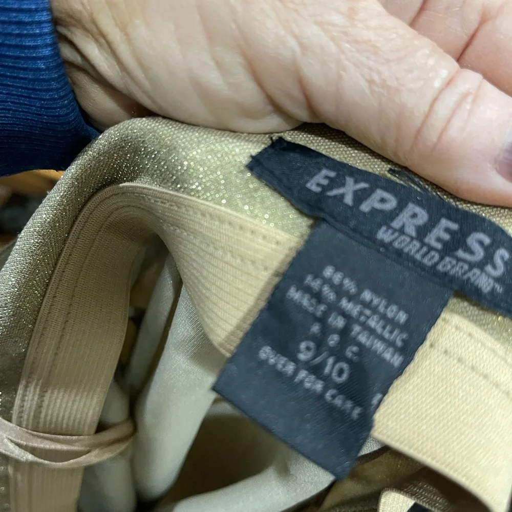 Express Dress - Picture 5 of 5